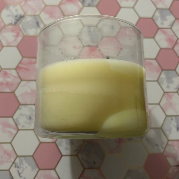 2/$25 Bath & Body Works Springtime in Provence (2014) - Picture 4 of 5